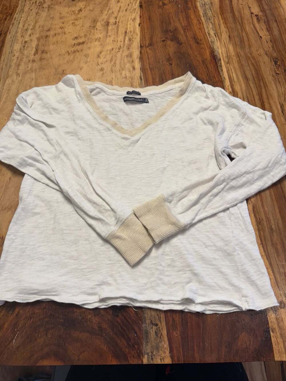 Abercrombie & Fitch Long Sleeve V-Neck Shirt Size S 100% cotton